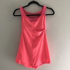 Lululemon tank with built in bra